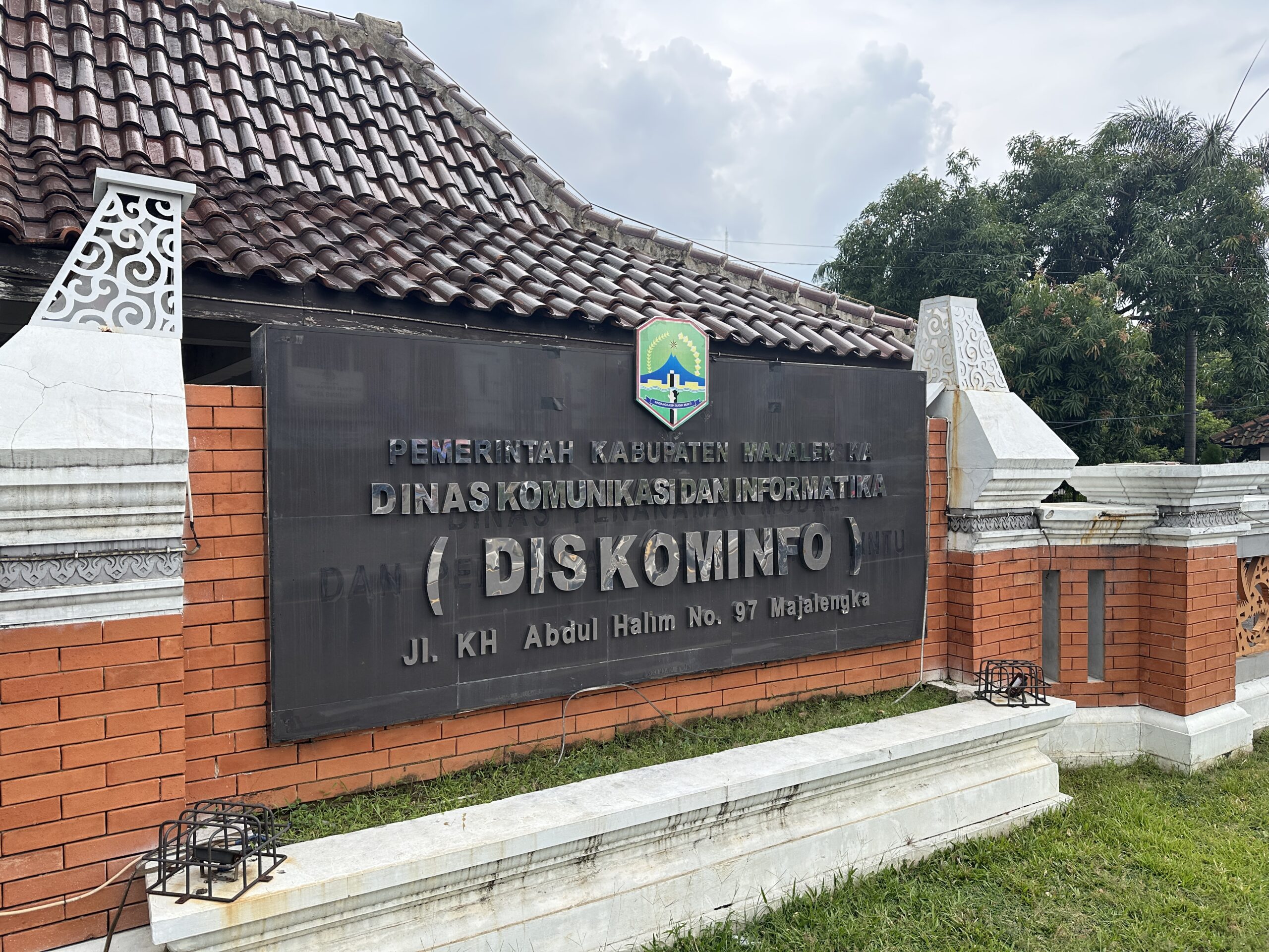Diskominfo Majalengka Sediakan WiFi Gratis di 10 Titik Publik, Warga Sambut Positif.