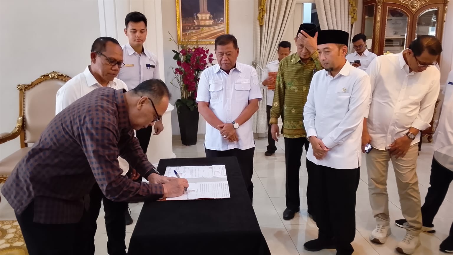 Pemkab Majalengka Salurkan Dana Hibah Rp3,67 Miliar untuk Delapan Partai Politik